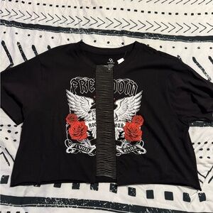 Graphic Freedom Rose Short Sleeve Tee - Black